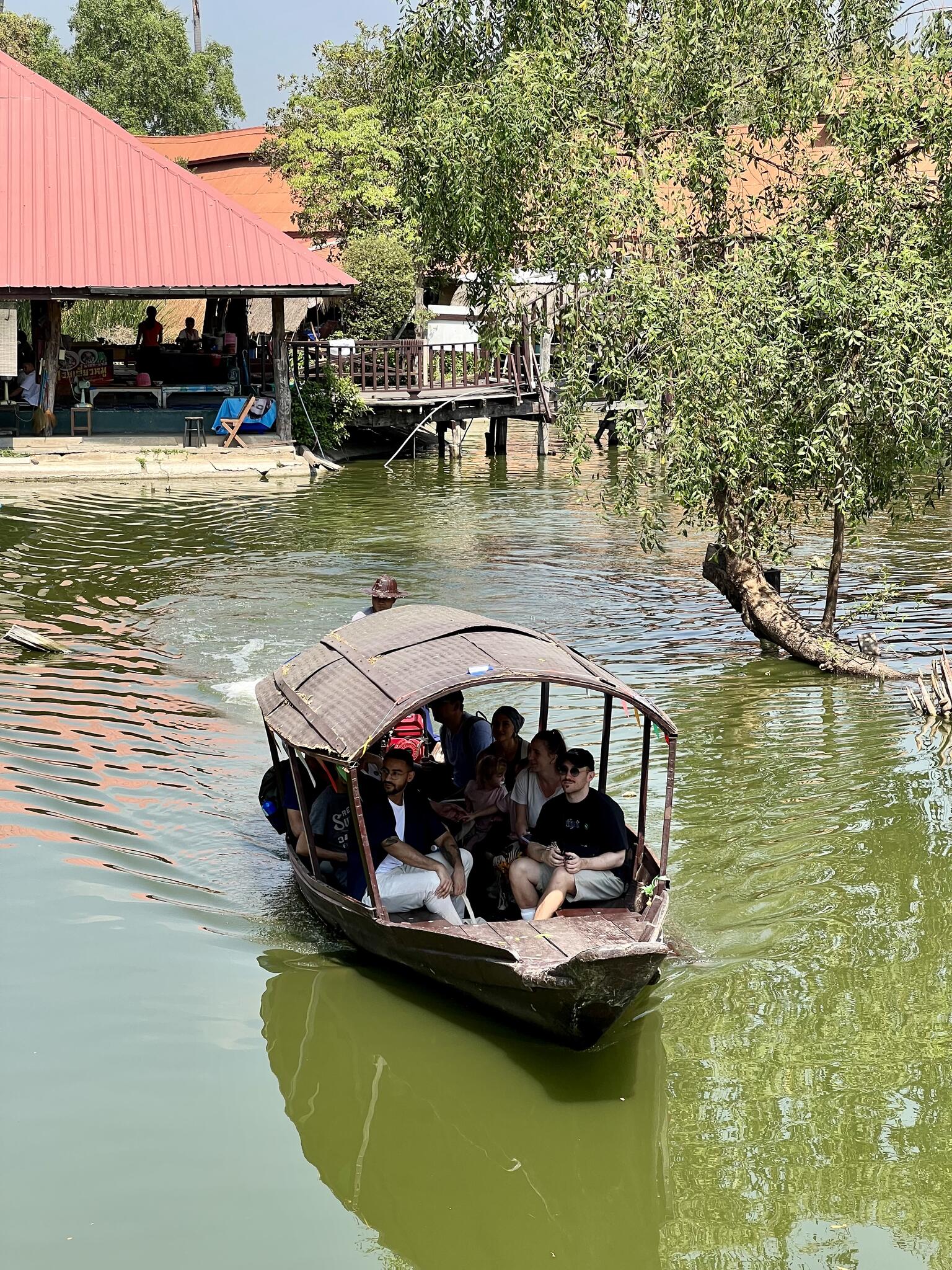 Marché flottant d'Ayothaya